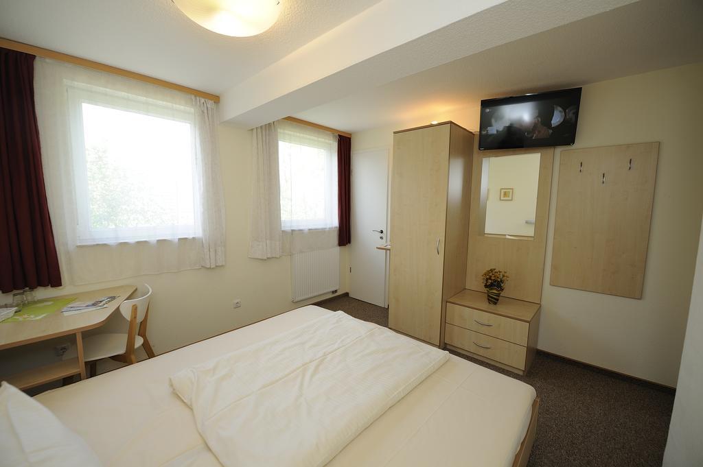 Gaestehaus Suedheide Hambuhren Экстерьер фото
